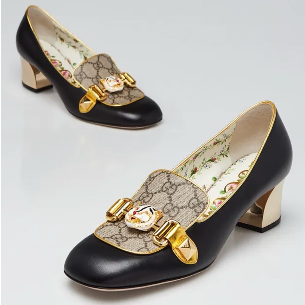Gucci Tiger Head Loafer Pumps GG SUPREME